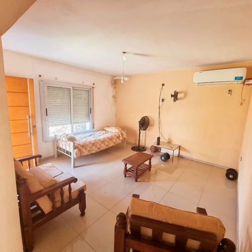Imagen 8 de 17 de Venta De Casa + 2 Departamentos Con Pileta En Cosquín