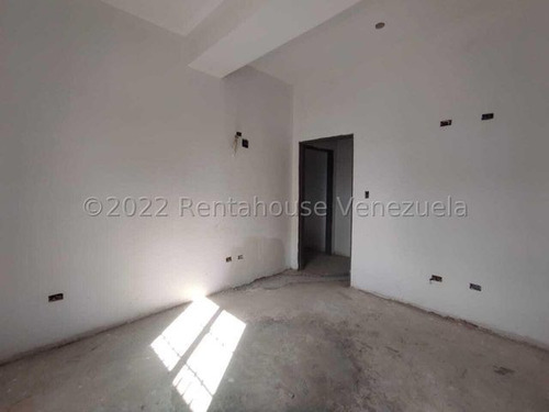 Imagen 17 de 19 de En Venta Amplio Apartamento En Obra Gris Maracay Zona Centro 23-12899 Hc