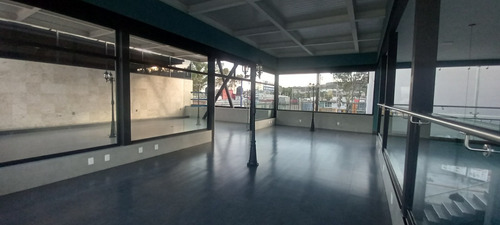 Local Comercial Adolfo Ruiz Cortinez