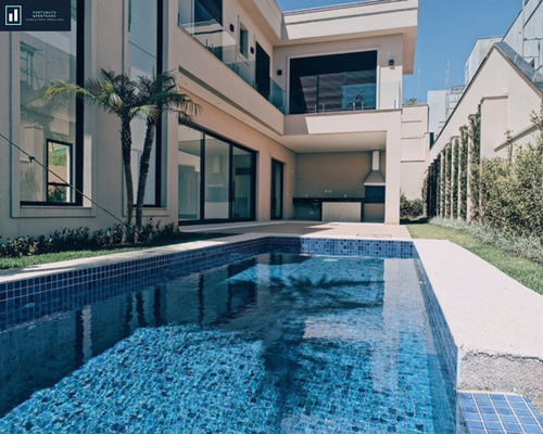 Imagem 2 de 25 de Casa De Alto Padrão! Fino Acabamento, Localização Privilegiada! - Ca00084 - 67630243