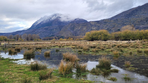 Chacra De 10 Hectáreas Con Arroyo Permanente Y Cabaña A Restaurar. El Hoyo Chubut.