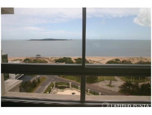 Imagen 19 de 30 de Piso Alto Frente Al Mar