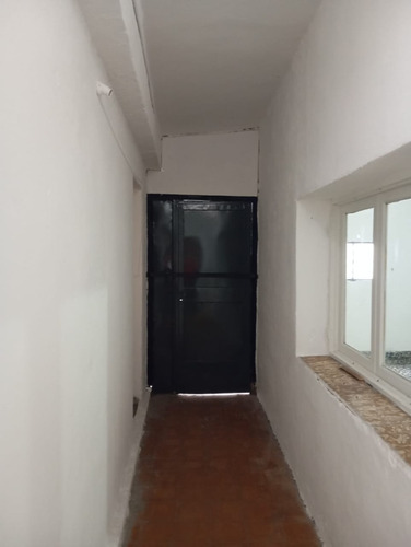 Alquilo Casa 3 Dorm C/patio B° Lomas De San Martin