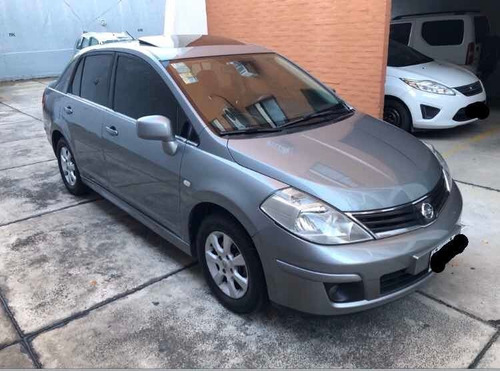 Nissan Tiida 1.8 Tekna 2010