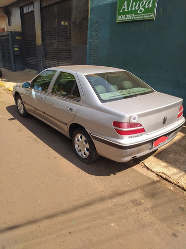Imagem 4 de 6 de Peugeot 406 2001 2.0 Aut. 4p