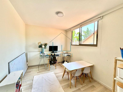 Remodelada!! Impecable Casa En Venta De 5 Dorm. La Dehesa.