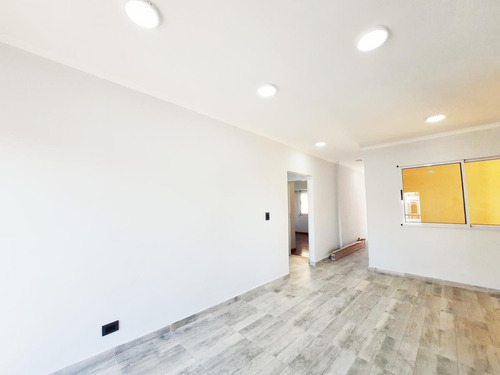 Imagen 3 de 16 de Venta Departamento 4 Amb 108 M2 Valentín Alsina