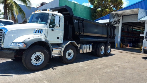 Imagen 1 de 11 de Mack Volteos Hardock 450