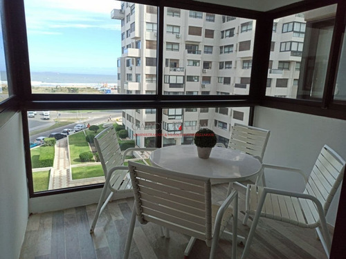 Imagen 2 de 13 de Venta De Apartamento 3 Dormitorios Playa Brava Vista Al Mar!