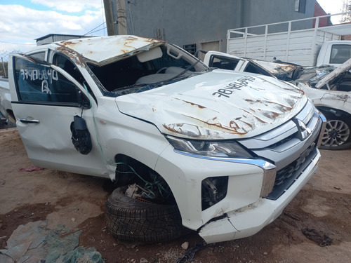 Desarmo Mitsubishi L200 Did 4x4 Año 2022 Solo Por Partes
