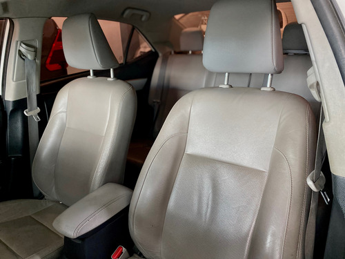 Toyota Corolla 1.8 Xei Pack