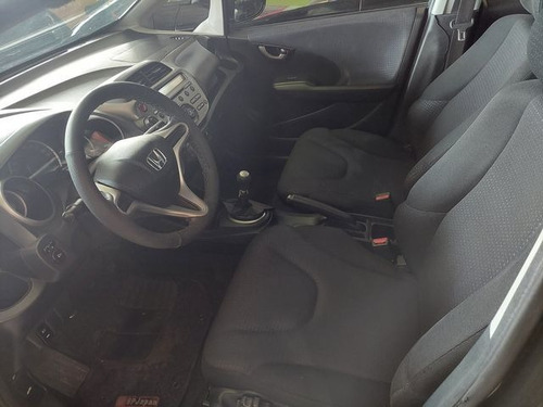 Imagem 5 de 7 de Fit 1.4 Lxl 8v- Câmbio Manual - Aceito Troca 2011