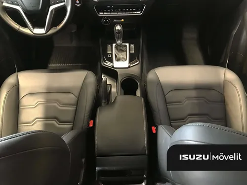 Isuzu Pickup Adventure Plus Roja