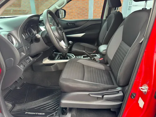 Nissan Frontier 2.5 Se