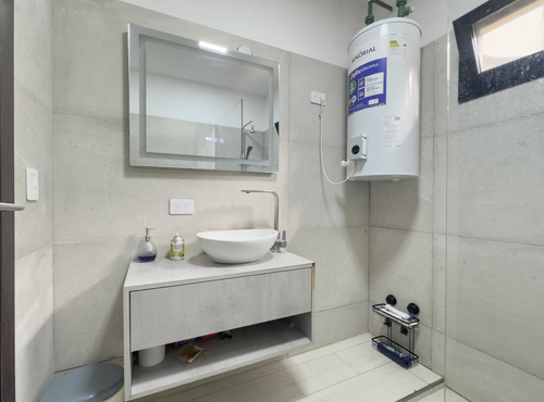 Casa 3 Ambientes - Piscina - Quincho - Jardin - Lote Propio - Parque Leloir