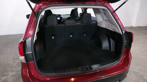 Subaru Forester 2.5 PREMIUM CVT 4WD