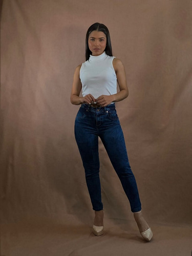 Imagen 4 de 10 de Jeans Stretch Para Damas Azules Marca Isle