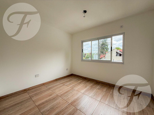 Venta En Bloque - Complejo De 3 Duplex - Castelar Sur