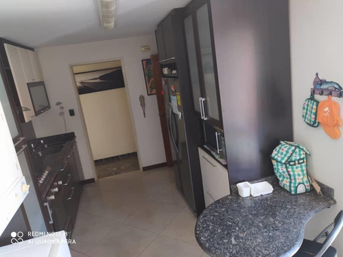 Imagen 7 de 14 de Ramiro E. Ruiz Vende Apto En El Paraíso Mls #20-11363