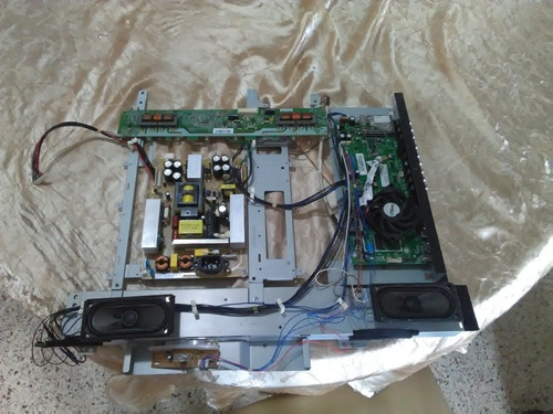 Imagen 1 de 4 de Respuestos Para Tv Lcd Daewoo Dla32d1u.