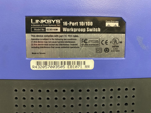 Linksys 10/100 16-port Workgroup Switch (Usado)