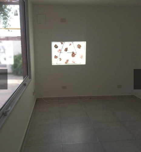 En Venta Hermoso Duplex En Complejo Cerrado - Alto Alberdi