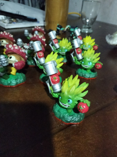 Figuras De Acción Skylanders Lote 12 Pzas Remate (Usado)