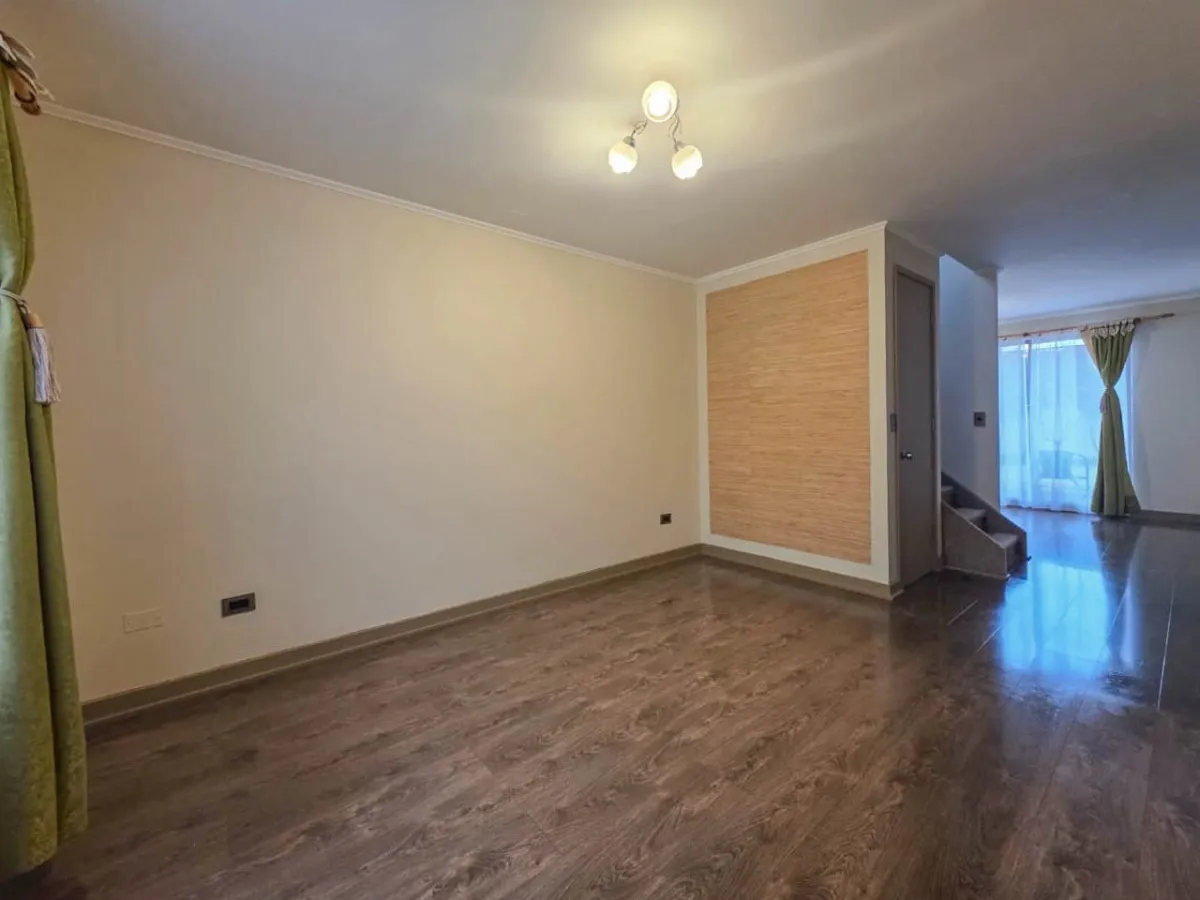 Imagen 2 de 19 de Se Arrienda Casa - Condominio Peñablanca