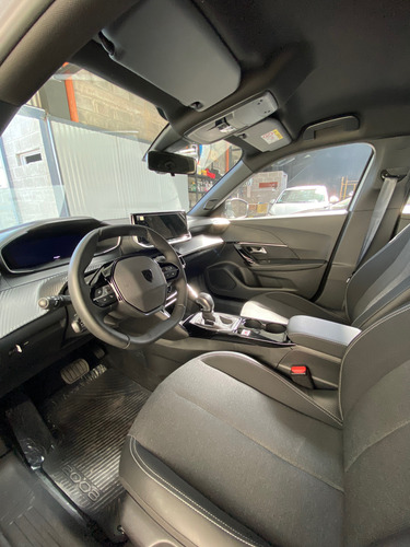 Peugeot 2008 1.0T Allure