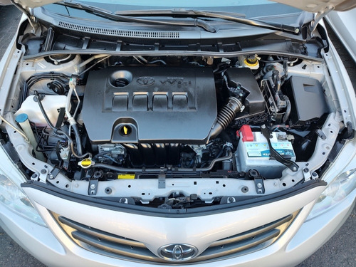 Imagen 16 de 17 de Toyota Corolla 2012 1.8 Xei Mt Pack 136cv