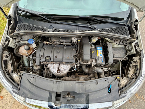Peugeot 2008 1.6 Feline