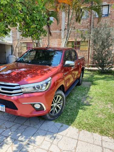 Toyota Hilux 2.8 Cd Srx 177cv 4x4 At 2016