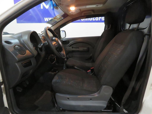 Imagem 10 de 13 de Fiat Fiorino 1.4 Mpi Furgão 8v Flex Completo C/ Pneus Novos