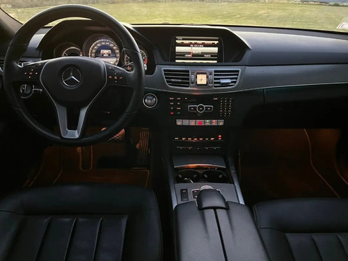 Imagen 7 de 17 de Mercedes Benz E350 Sport