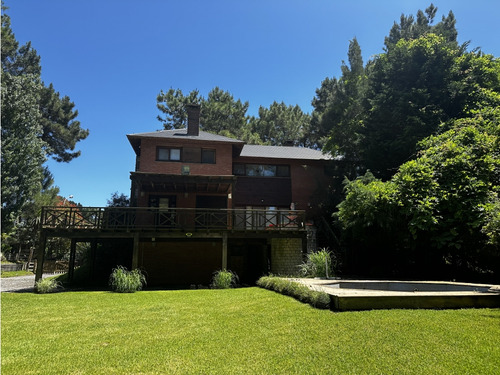 Pinamar - Casa Timon - Vista Plena Al Golf