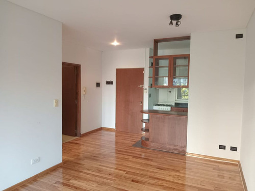 Alquiler 2amb Belgrano C/ Cochera Y Balcón