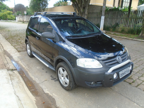 Volkswagem Cross Fox Blindado 1.6 Ano 2006 Preto 98.000km