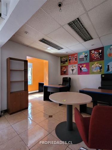 Local Comercial En Arriendo En Providencia