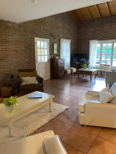 Imagen 17 de 30 de Venta Casa 5 Amb. Barrio Cerrado, El Juguel, Ituzaingo