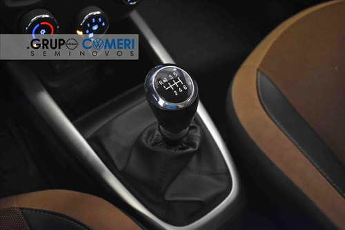 Imagem 9 de 15 de Onix 1.4 Mpfi Activ 8v Flex 4p Manual
