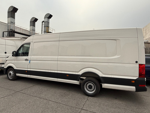 Volkswagen Crafter 2.0 cargo van 4.7 caja ext 2025