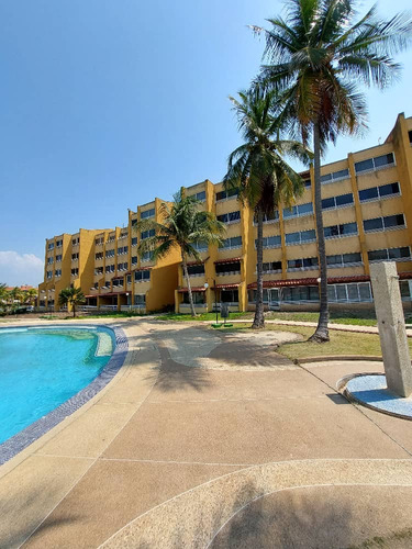 Venta Apartamento Conjunto Villa Sol Suite, Playa Los Canale