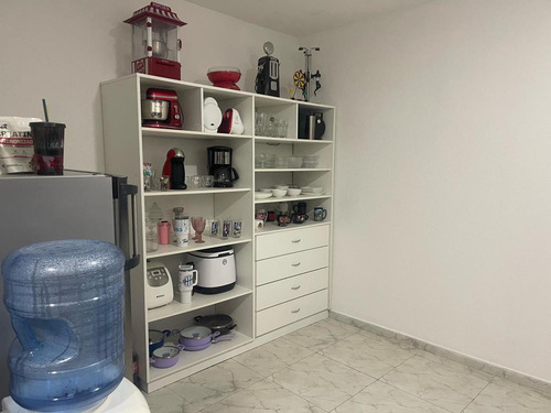 Casa En Venta - 3 Dormitorios 3 Baños - 4 Cocheras - 210mts2 - Haras Del Sur Ii