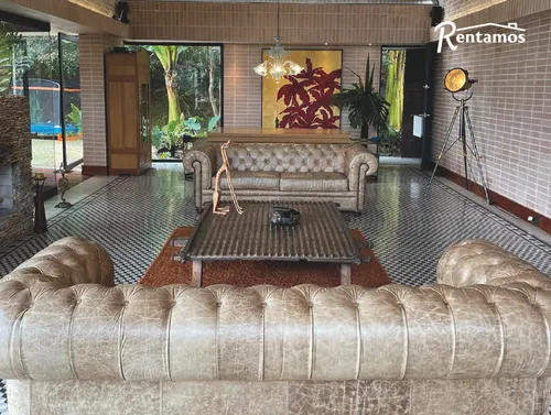 Casa En Venta En Escobero. Cod V11495