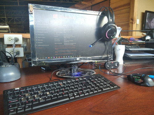Imagen 4 de 6 de Combo Computadora Vit Y Accesorios