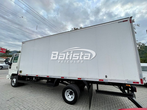 Imagem 6 de 15 de Ford Cargo 815e - 2010 - Bau Refrigerado 6.05m - 418.000km