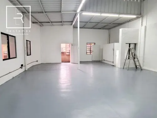 Local En Arriendo En Centro Envigado. Cod A104113