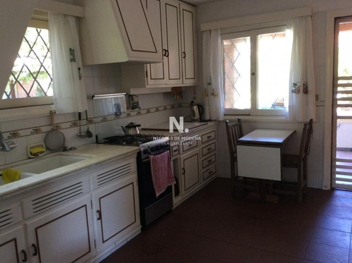 Casa En Venta En Península.- Ref: 2663