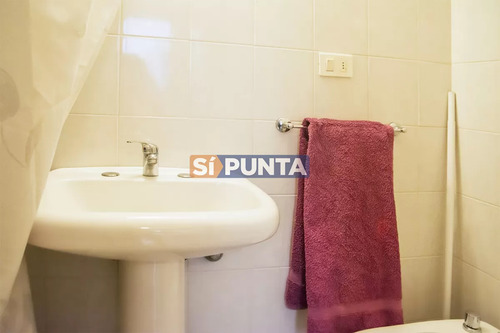 Departamento En Venta De 3 Dormitorios En Torre Nueva York.