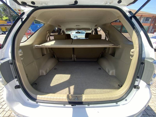 Toyota Hilux Sw4 Sr 4x2 2.7